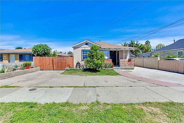 1st image of 1213 W McFadden Ave