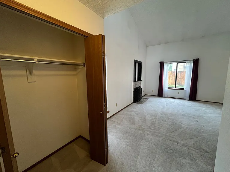 7734 Yates St — Photo 3