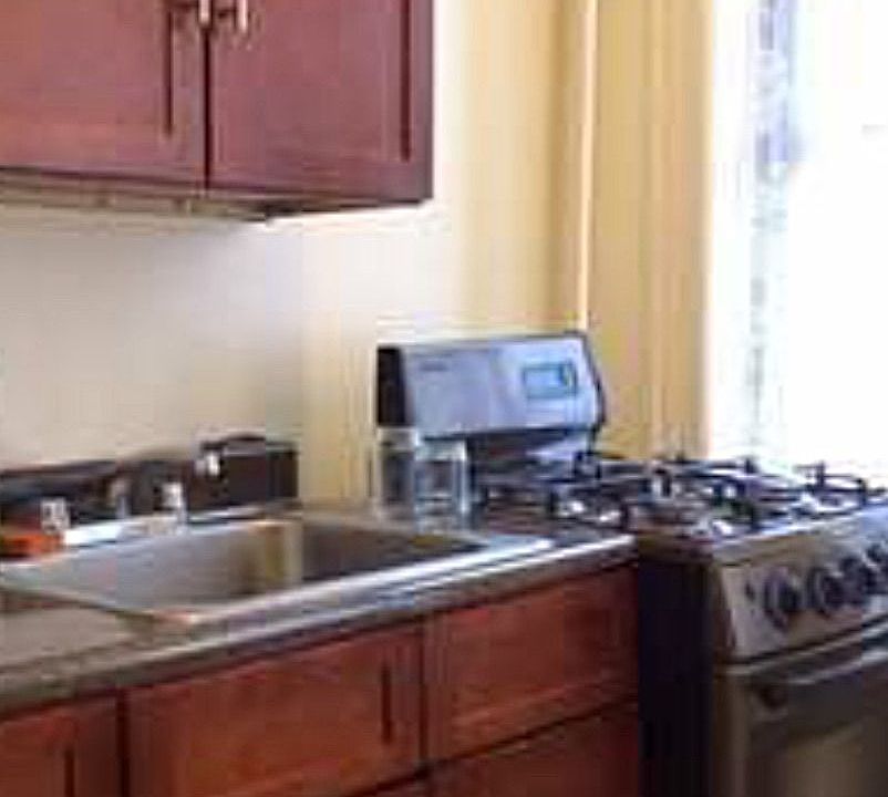 1st image of 2100 Westbury Ct APT 4B