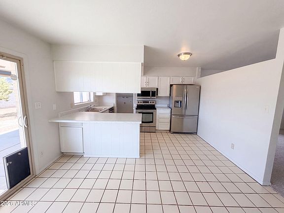 2nd image of 1413 W BEHREND Drive