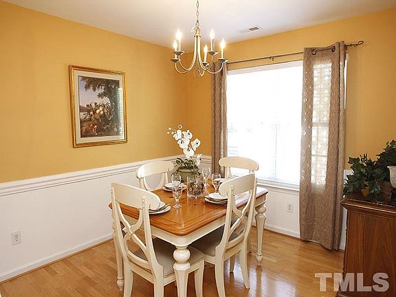 4th image of 103 Stoney Dr