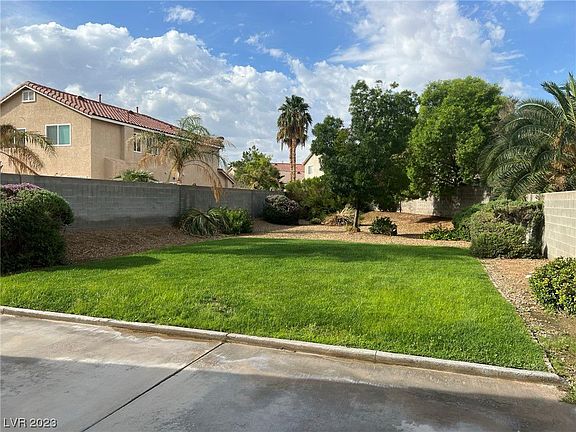 2nd image of 505 Farrington Ct