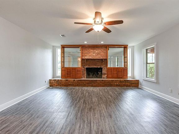 5th image of 7912 Stella Dr