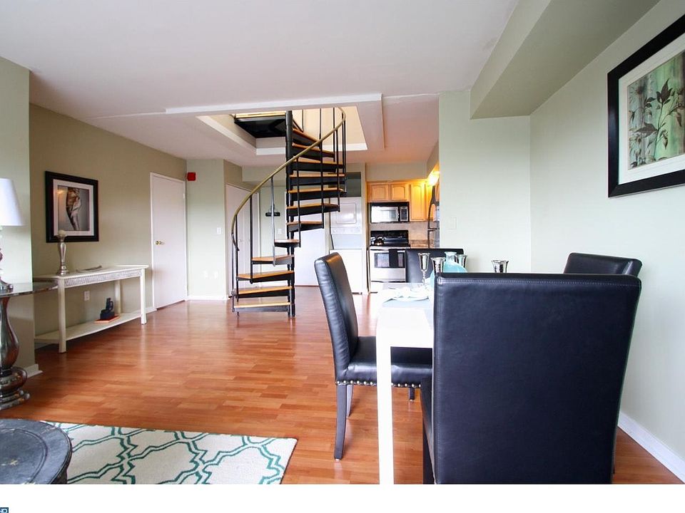2nd image of 530 S 2nd St APT 737