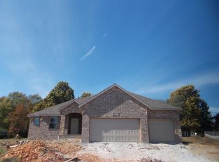 1869 N Alders Ct, Springfield, MO 65802