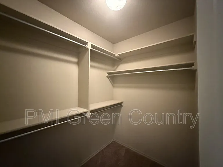 11211 S 280th East Ave — Photo 16