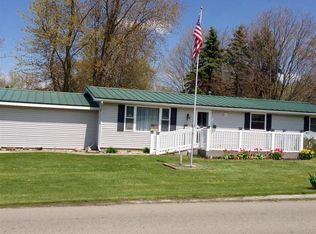 301 Shaffer Rd, Bourbon, IN 46504