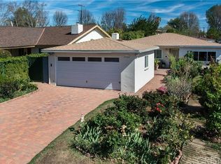 7048 White Oak Ave, Van Nuys, CA 91406