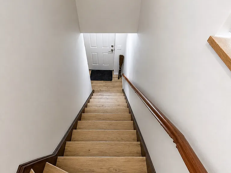 190 Union St #2 — Photo 10