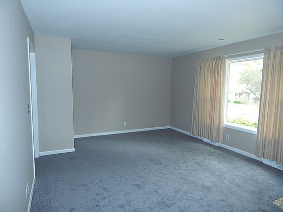 3rd image of 64 Trenton Ave