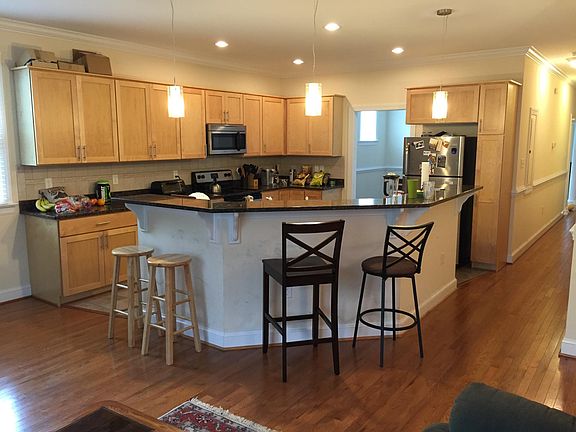 3rd image of 501 N 26th St
