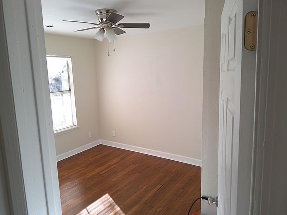 2nd image of 158 E Lambert St