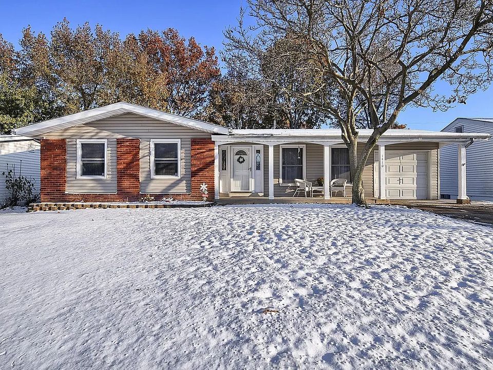 1410 BLUEFIELD DR.