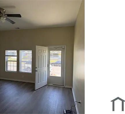 2700 Greenwood Ave — Photo 5