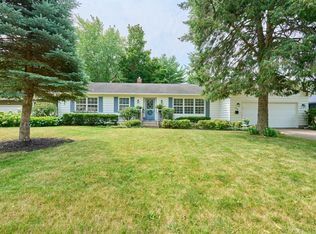 312 Fairmont Dr, Dekalb, IL 60115