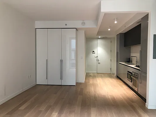 Rented by Keller Williams NYC | media 33