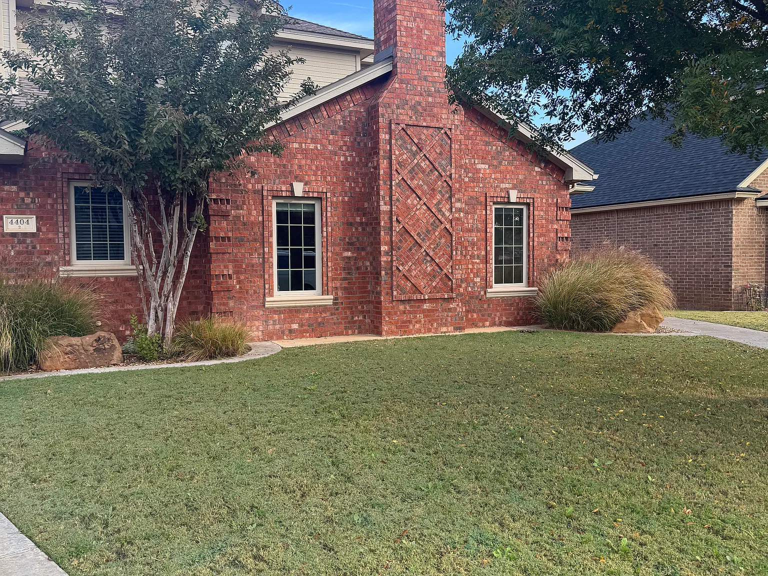 3 bed, 2.5 bath, $1,700 — Photo 1