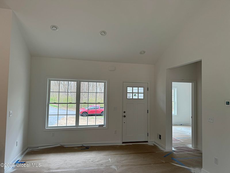 5th image of 13 Sandy Boulevard