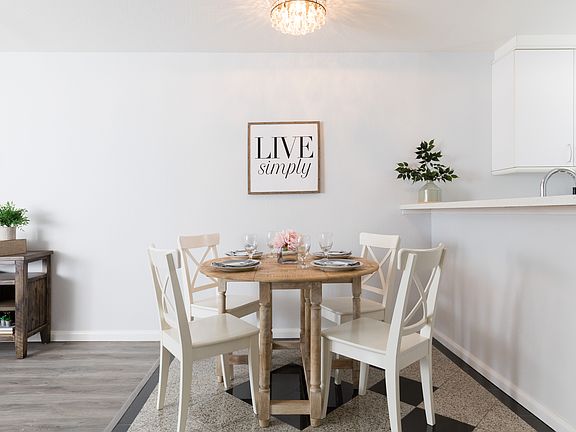 _3_330 8th St 5A 09.jpg