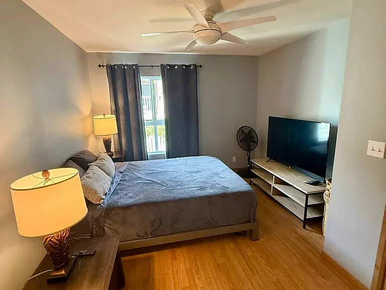 100 Mahalani St — Photo 2