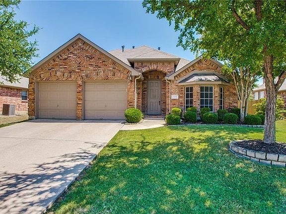 2nd image of 2408 Deerwood Dr
