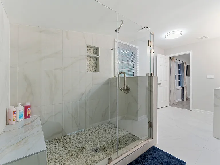 5901 Ridge Dr SE — Photo 17