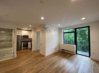 45-11 Broadway #1B, Astoria, NY 11103