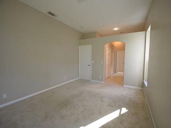 5th image of 3481 SW 52nd St