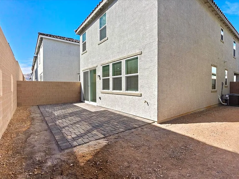 9115 Vesey Ave — Photo 46