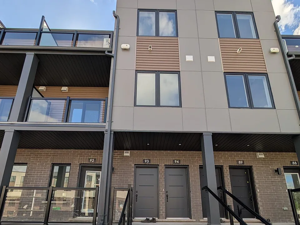 42 Lowes Rd W #93