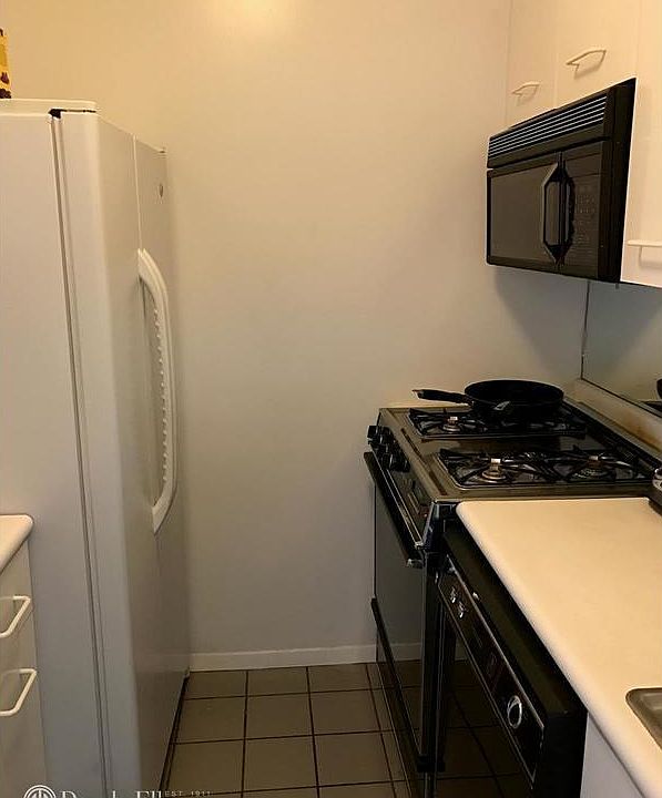 1st image of 345 E 80th St APT 31A