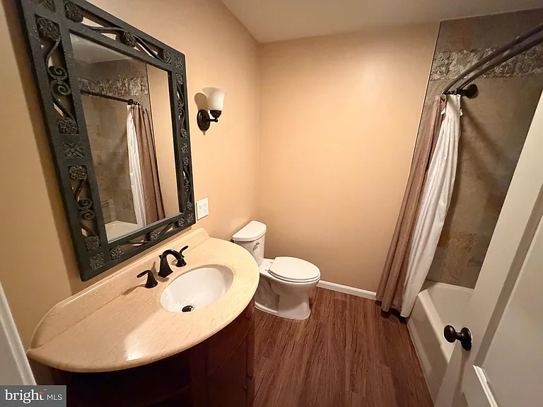1214 Eastover Pkwy — Photo 31
