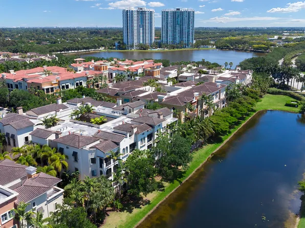 2955 NW 126th Avenue #220-5, Sunrise, FL 33323