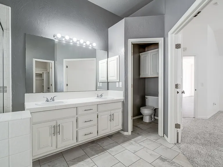 1812 Pebble Creek Blvd — Photo 28