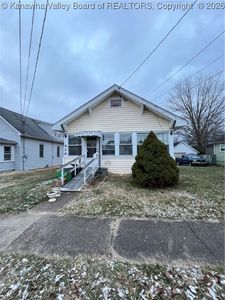 916 Maple St, Parkersburg, WV, 26101