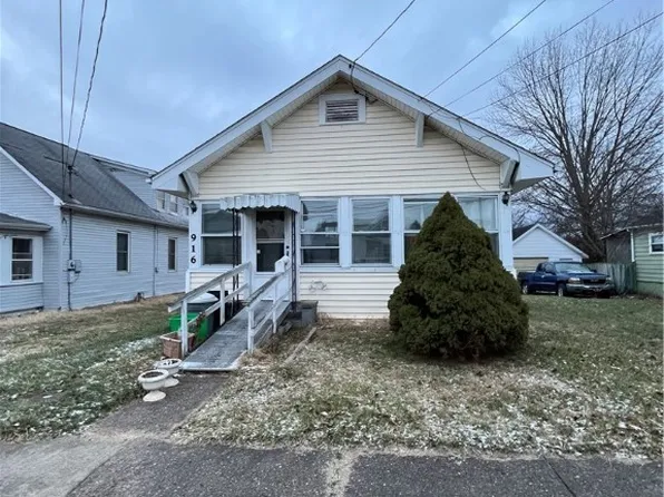 916 Maple St, Parkersburg, WV 26101