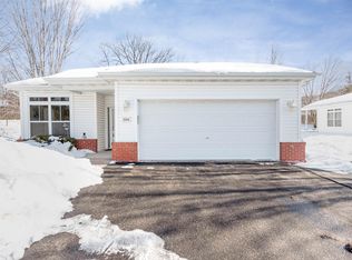 2234 Lower Afton Rd E, Saint Paul, MN 55119