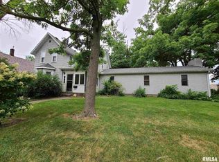 234 22nd Pl, Clinton, IA 52732
