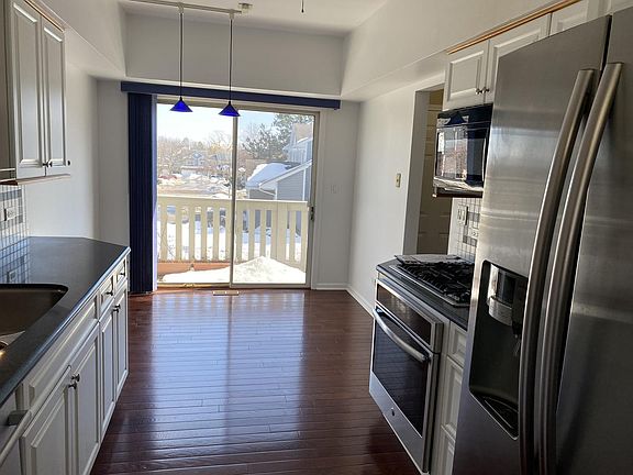 5th image of 624 W Parkside Dr Unit 624