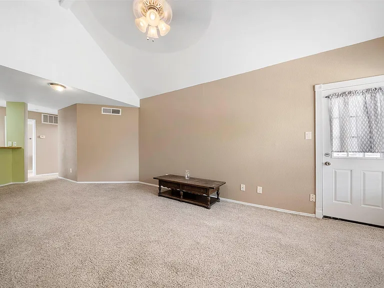 10630 Westbrae Pkwy #606 — Photo 6