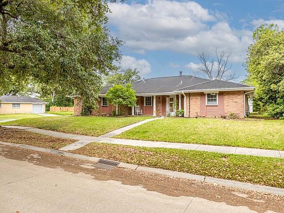 2nd image of 2539 Ramsey Dr