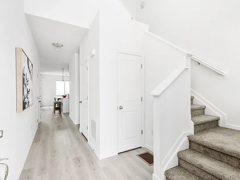 3647 S Lisbon Ct — Photo 3