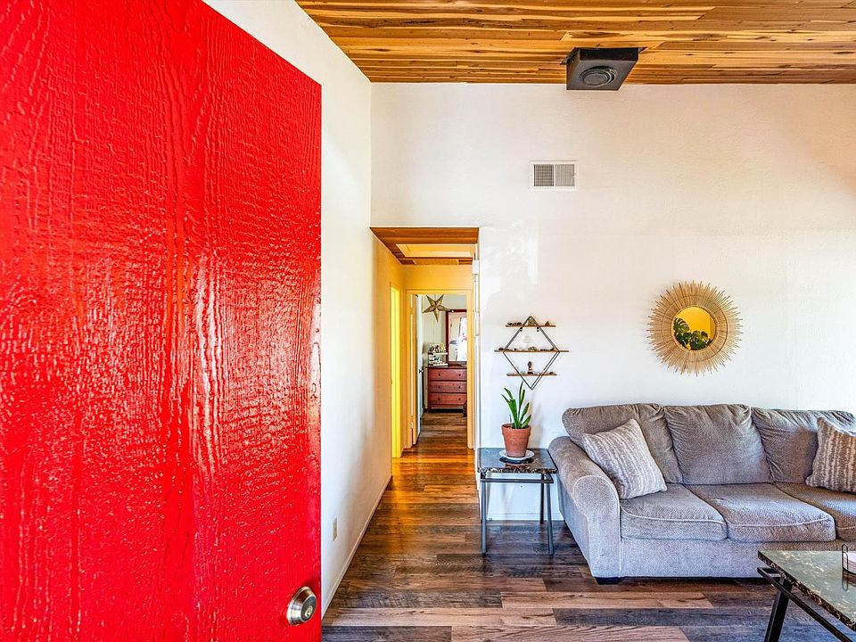1st image of 6 Redwood Court #6