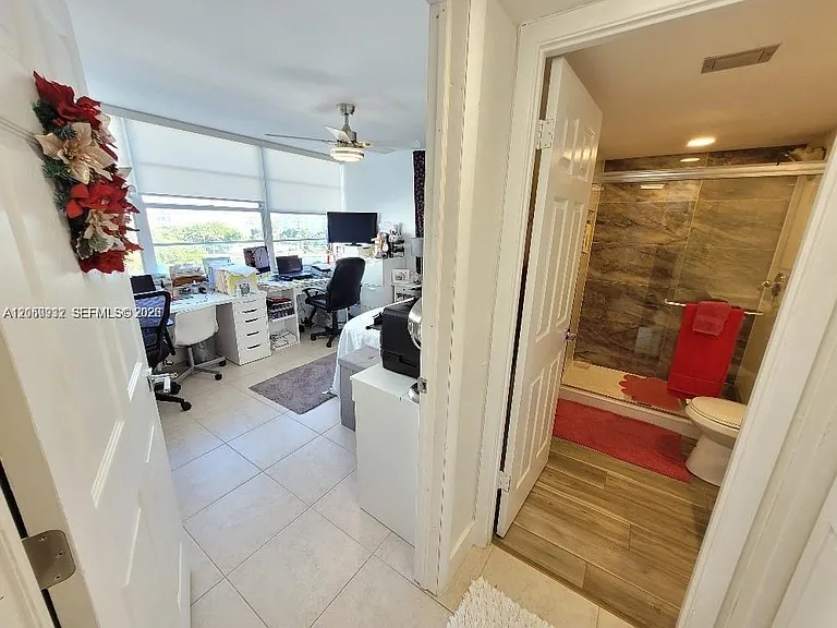 18081 Biscayne Blvd #602 — Photo 16
