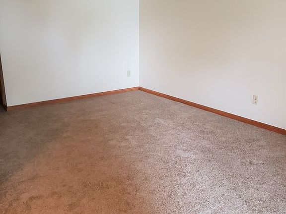 4th image of 825 3rd St #Hc11