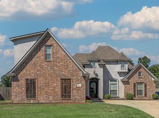 604 Glenshire Dr, Bossier City, LA 71111