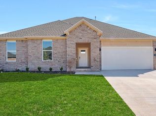 388 N Gaggle Ave, Farmington, AR 72730