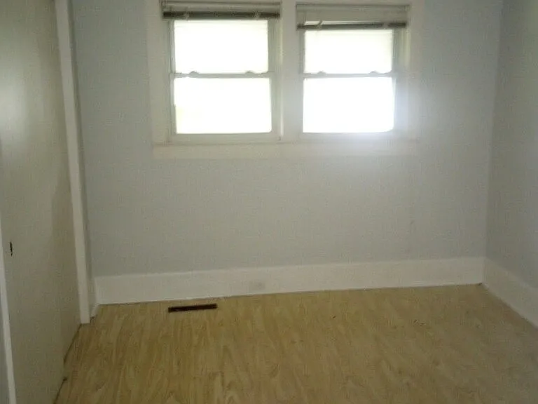 6 Wallace St — Photo 7