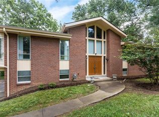 133 Pleasantview Dr, Mcmurray, PA