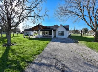 7911 Meadowlark St, Brookshire, TX 77423